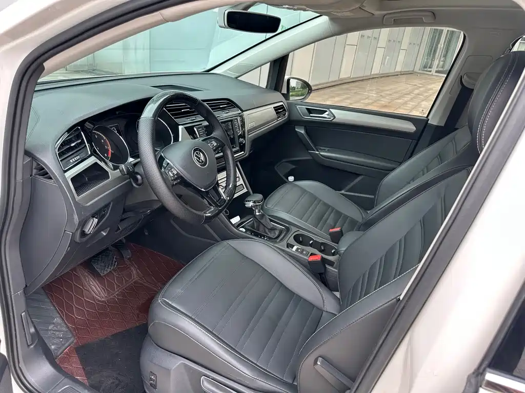 Volkswagen Touran 2022