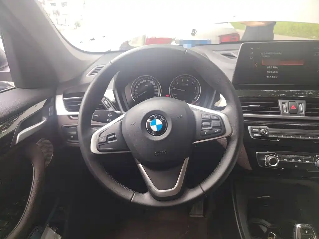 BMW X1 2022