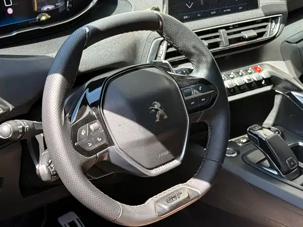 Peugeot 5008 2017