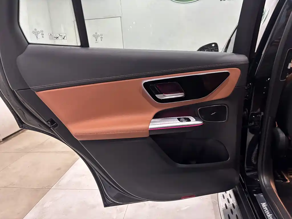 Mercedes-Benz GLC 2023 — фото 21