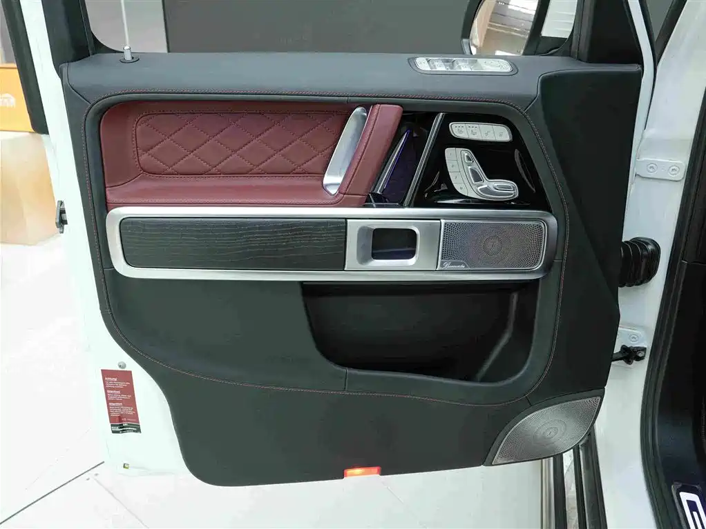 Mercedes-Benz G-Class 2022 — фото 14