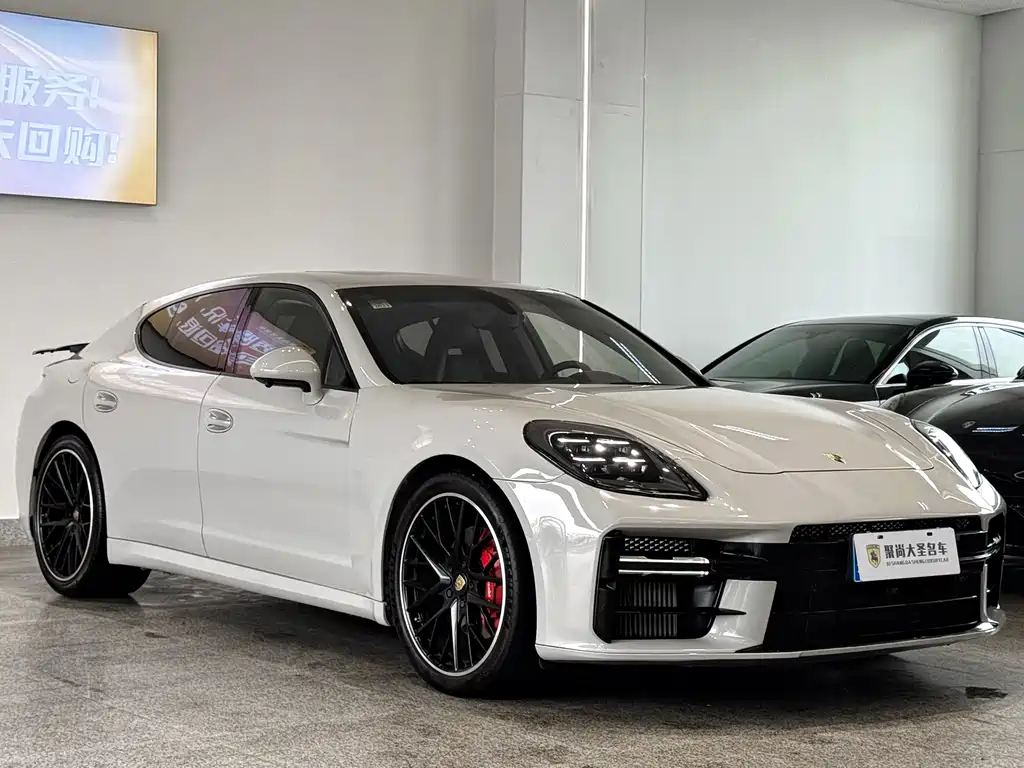 Porsche Panamera 2015 — фото 3