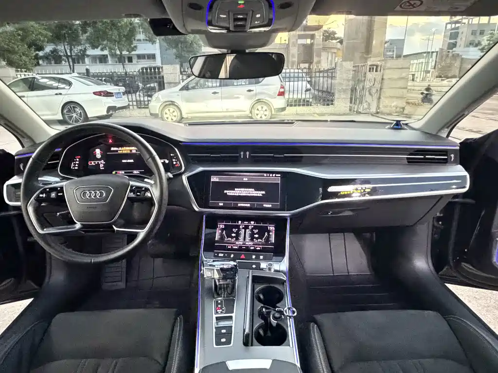 Audi A7L 2023 — фото 8