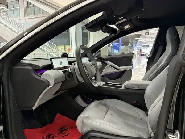 NIO ET5T 2024