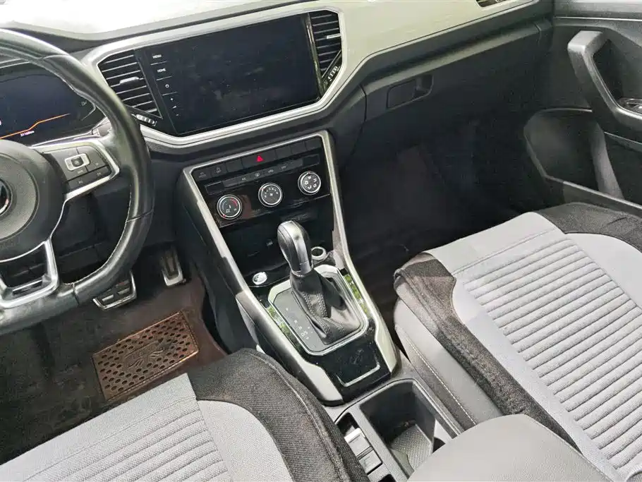 Volkswagen T-Roc 2021 — фото 16