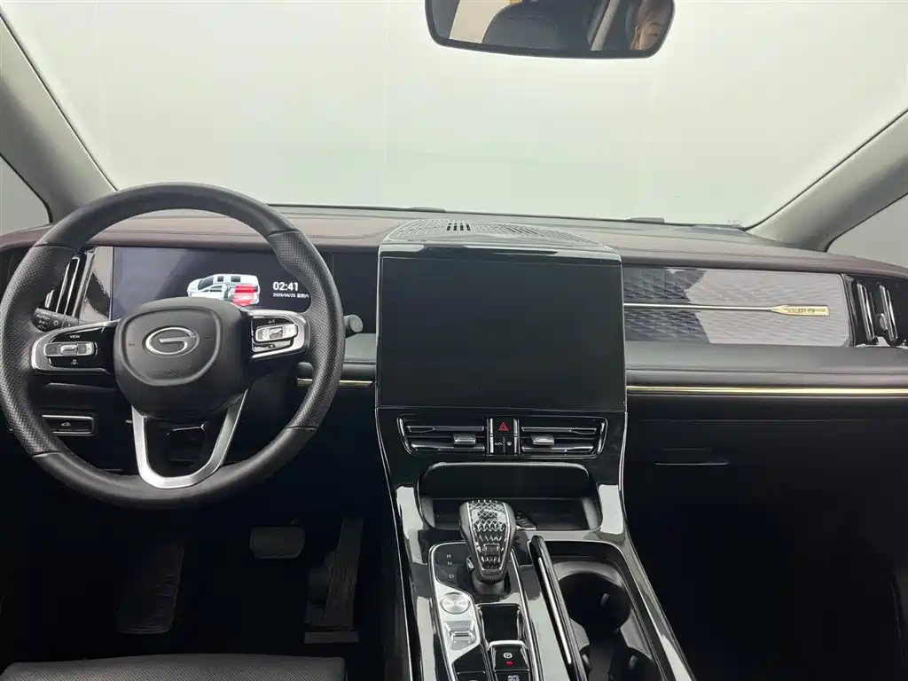 GAC Motor Trumpchi M8 2023 — фото 8