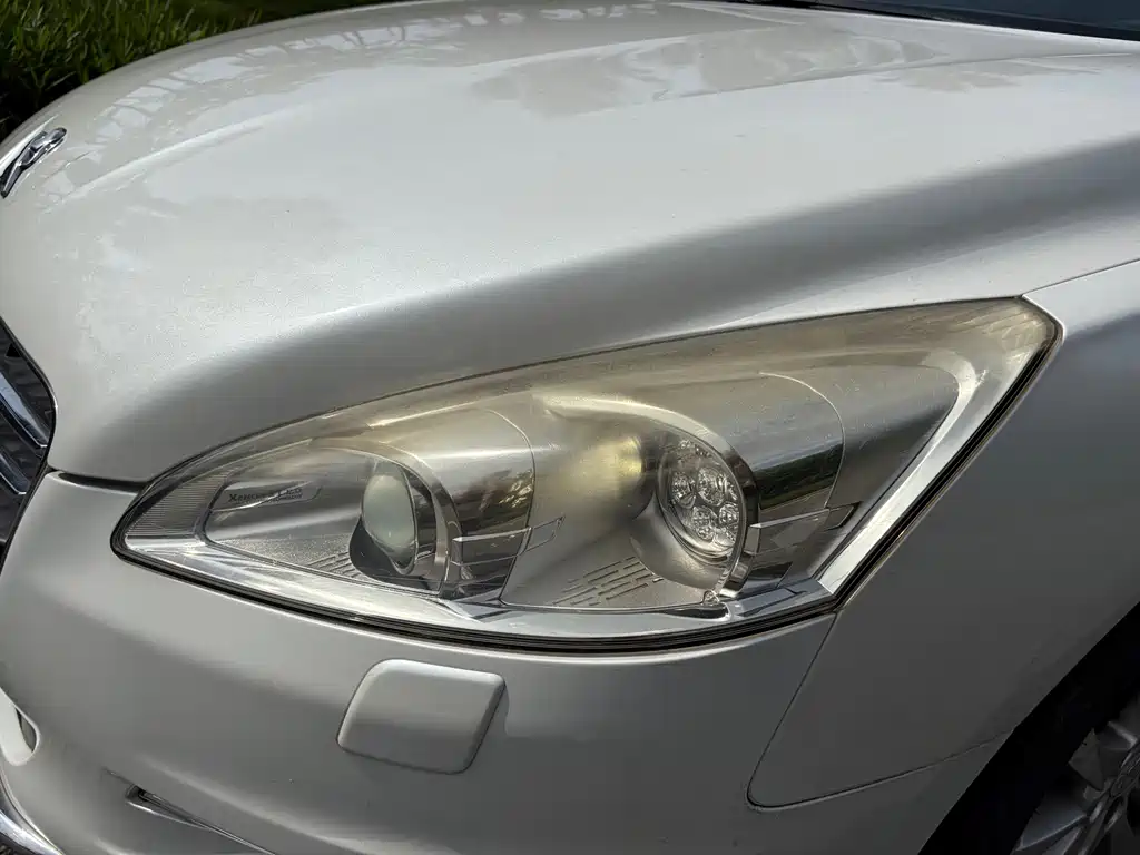 Peugeot 508 2013 — фото 3