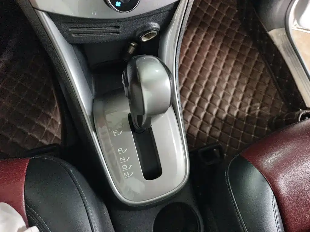 Chevrolet Trax 2016 — фото 15