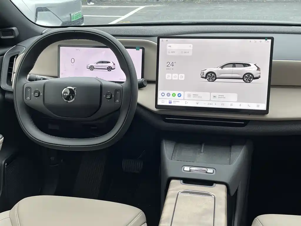 Volvo XC70 PHEV 2025 — фото 18
