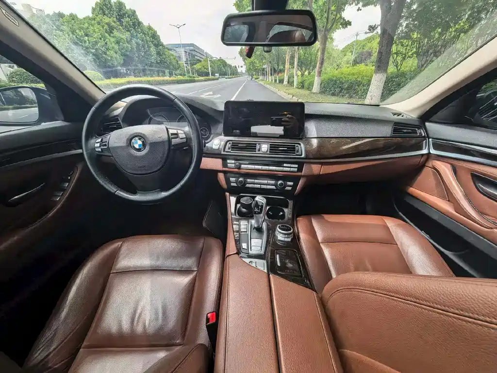 BMW 5 Series 2014 — фото 4