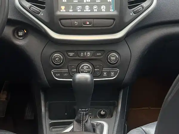 Jeep Cherokee 2017
