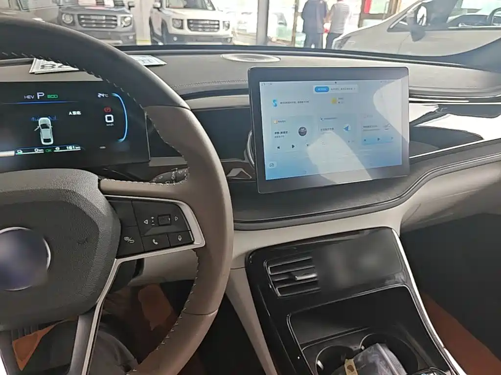 BYD Qin PLUS 2024 — фото 10