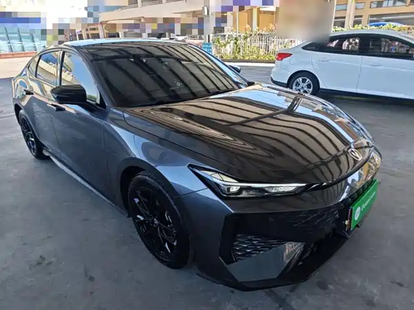 Changan UNI-V 2025