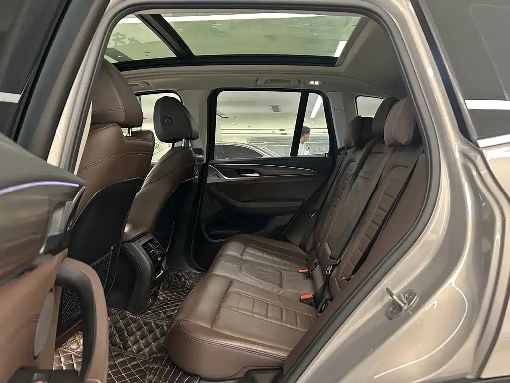 BMW X3 2020 — фото 11