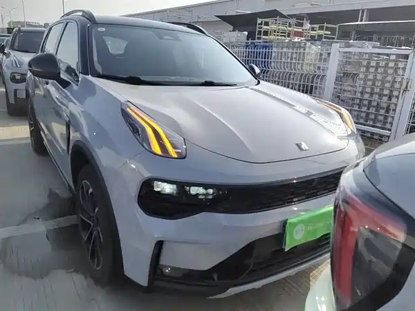 Lynk & Co 01 2023