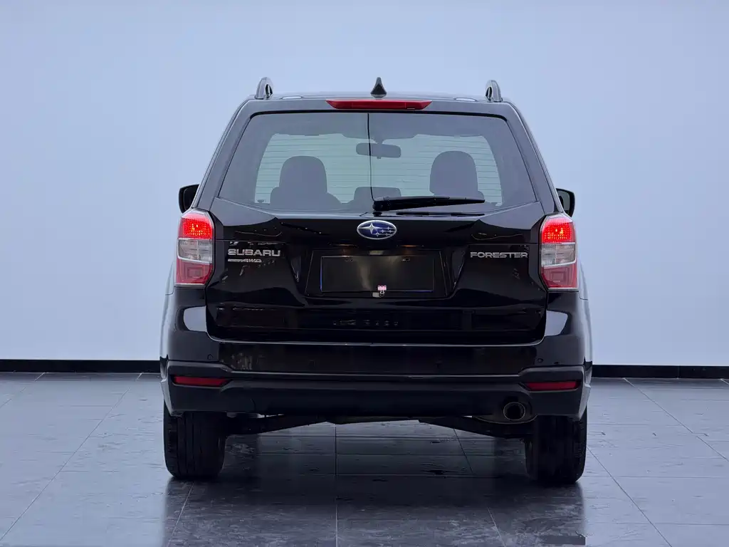 Subaru Forester 2014 — фото 14