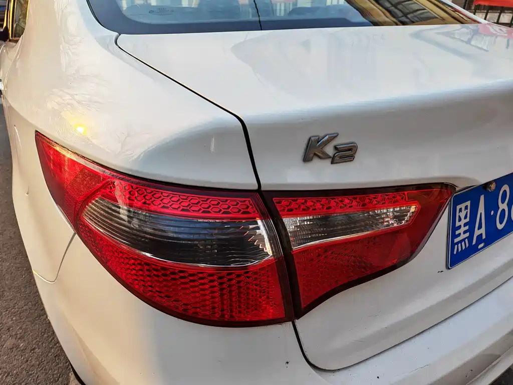 Kia K2 2014 — фото 14