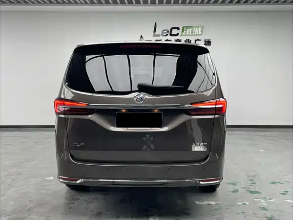 Buick GL8 2023