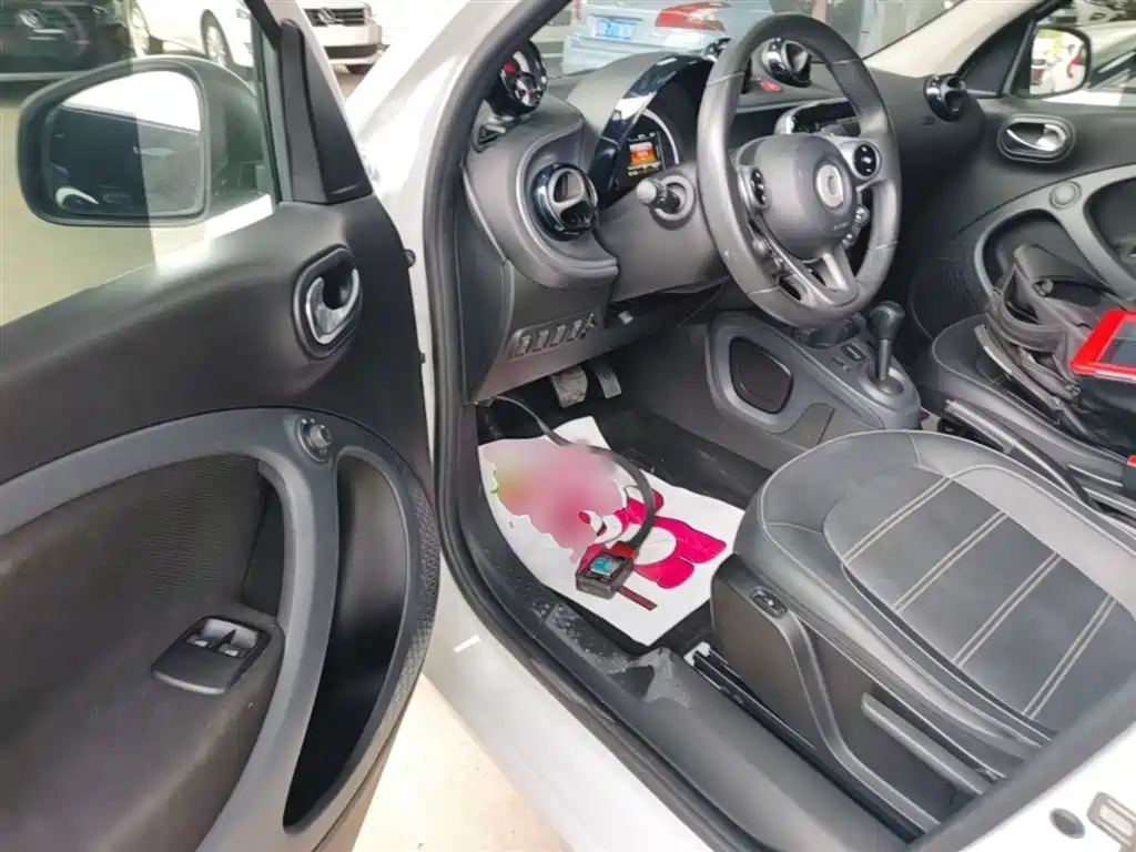 smart Forfour 2018 — фото 16