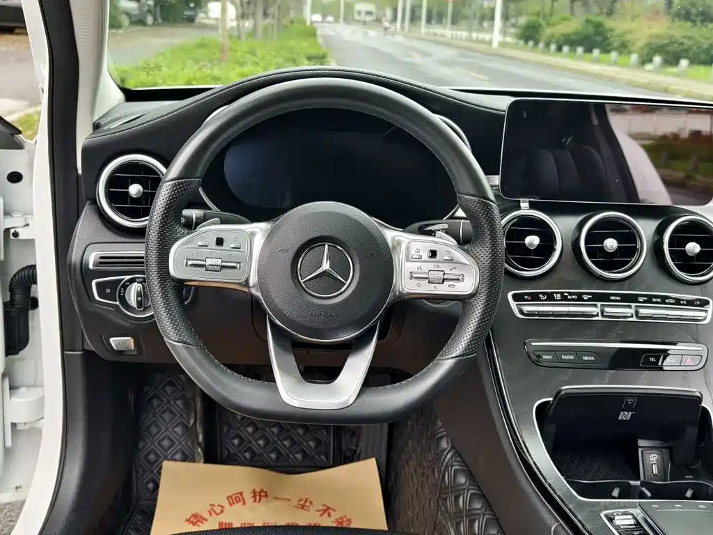 Mercedes-Benz C-Class 2021 — фото 17
