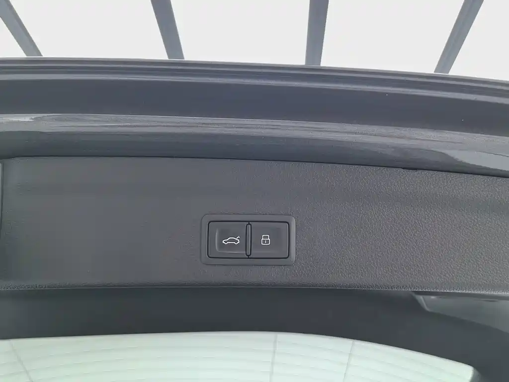 Audi Q3 2023 — фото 20