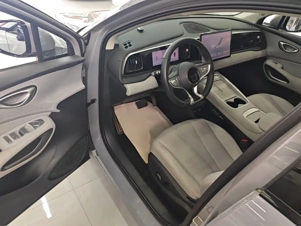 BYD Sealion 05 EV 2025 — фото 16