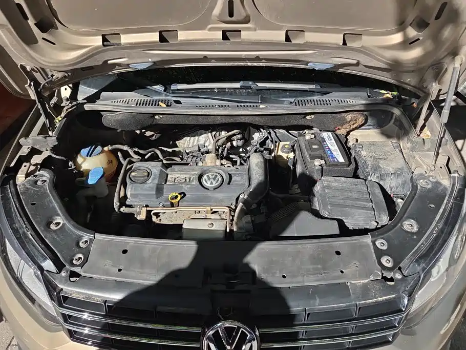 Volkswagen Touran 2016 — фото 10