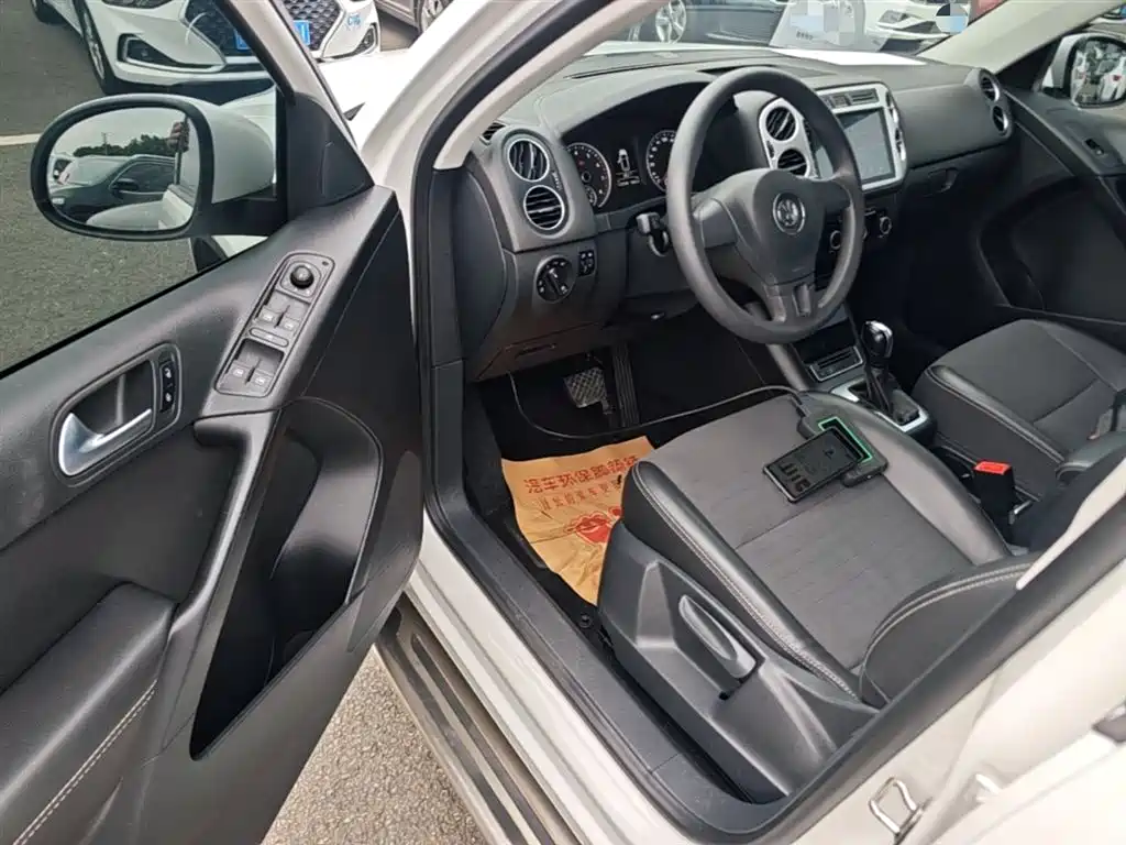 Volkswagen Tiguan 2018 — фото 16