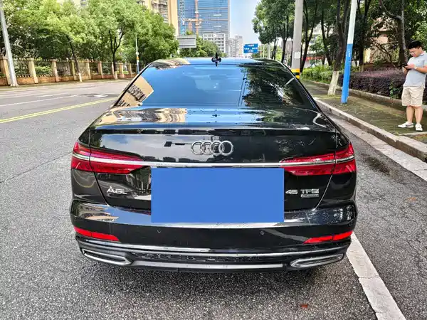 Audi A6L 2019