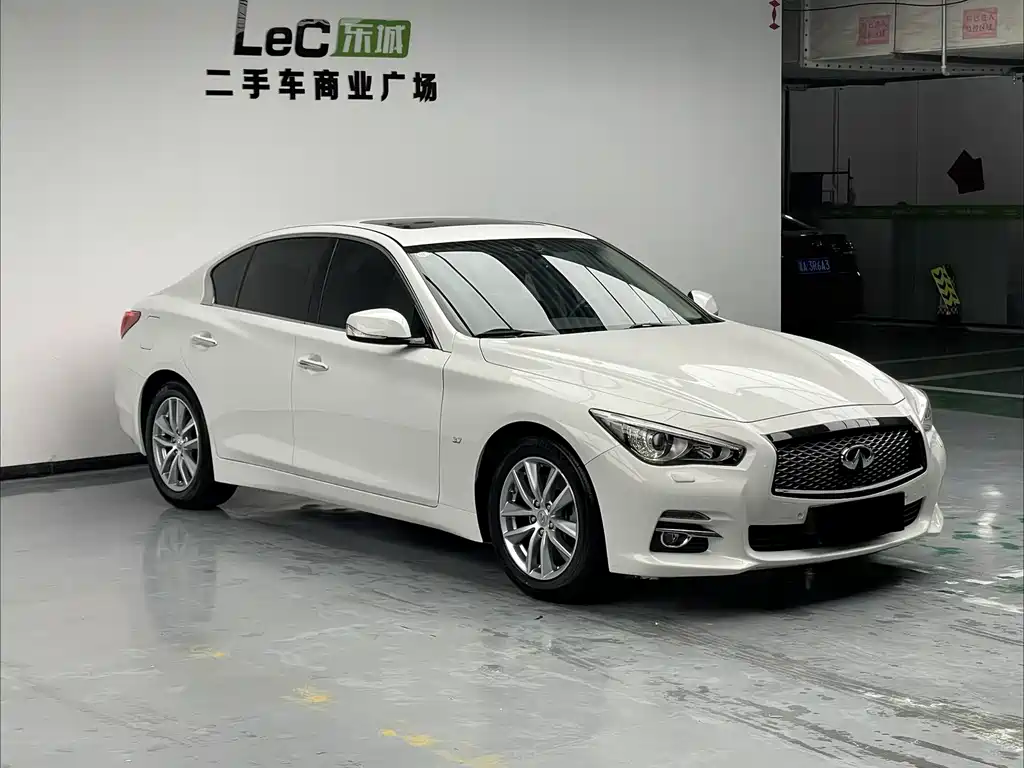 Infiniti Q50 2016 — фото 3