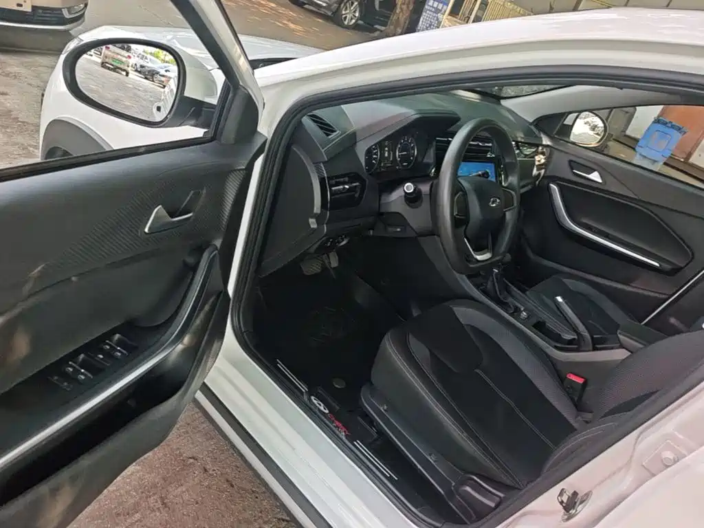 Chery Tiggo 3x 2025 — фото 16