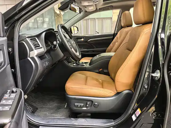 Toyota Highlander 2018