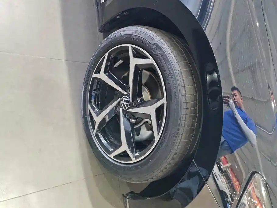 Volkswagen Passat 2024
