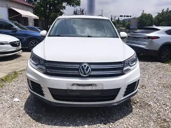 Volkswagen Tiguan 2015