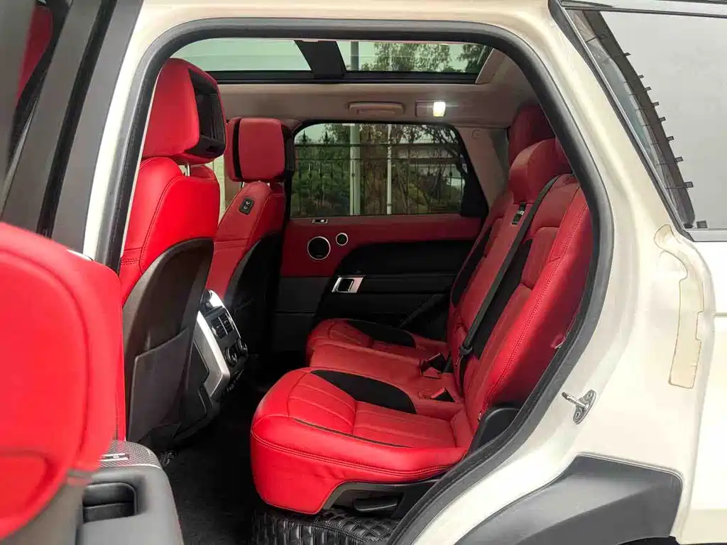 Land Rover Sport 2020 — фото 10