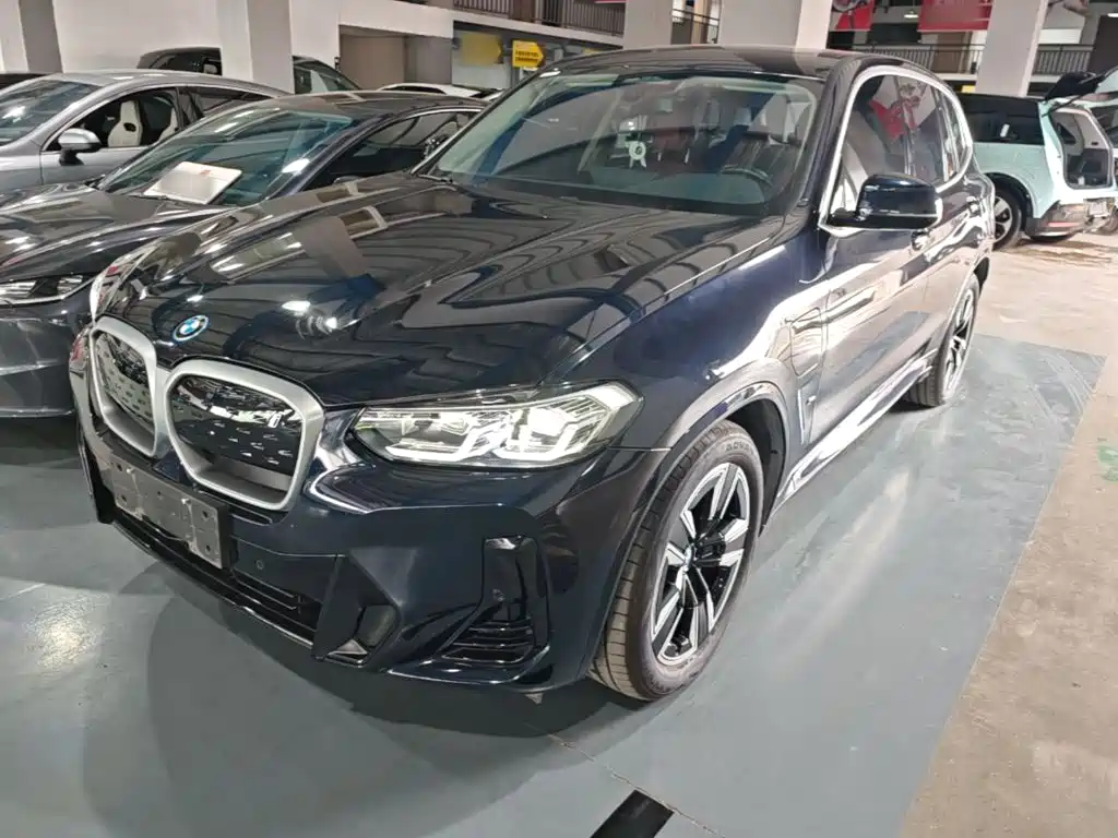 BMW iX3 2024 — фото 2