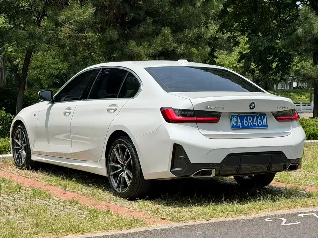 BMW 3 Series 2023