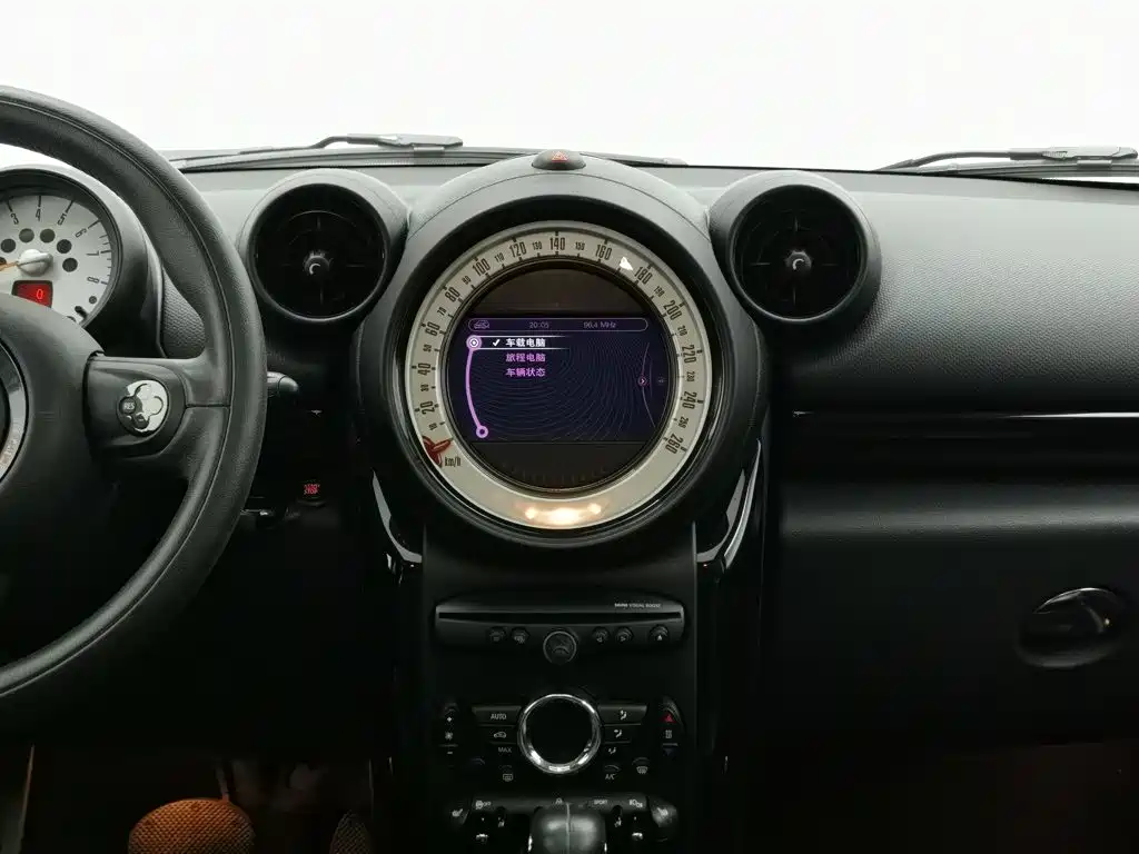 MINI Countryman 2014 — фото 12