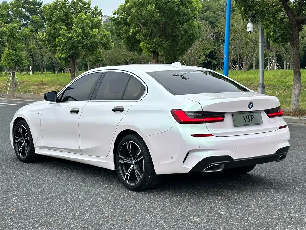 BMW 3 Series 2021