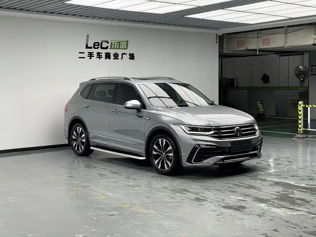 Volkswagen Tiguan L 2022 — фото 3