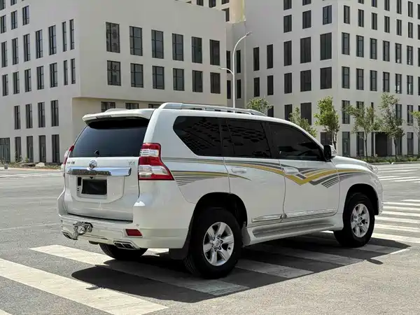 Toyota Prado 2016