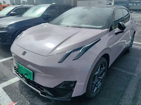 Lynk & Co Z20 2025