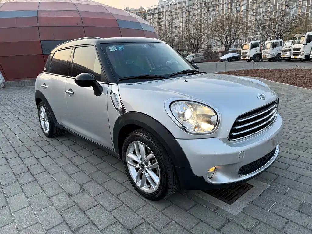 MINI Countryman 2011