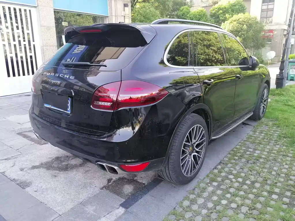 Porsche Cayenne 2014 — фото 10