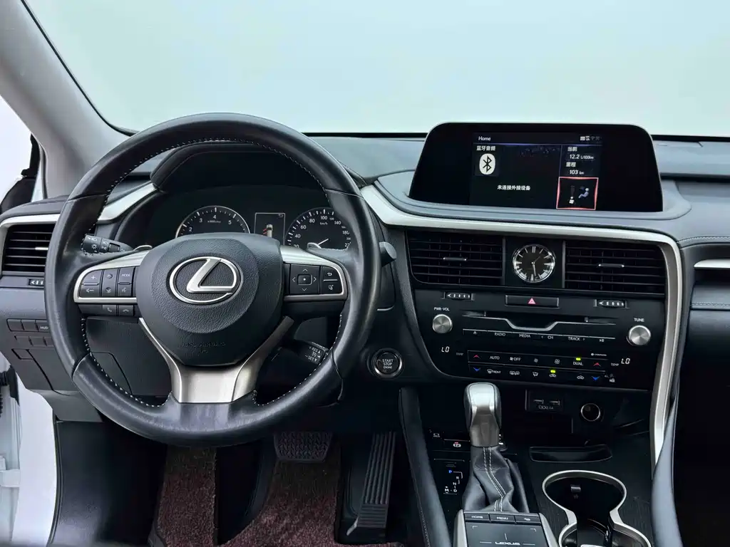 Lexus RX 2023 — фото 14