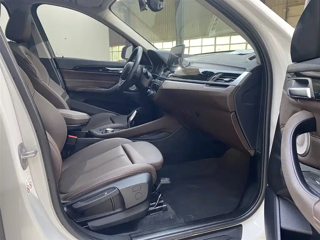 BMW X1 2021 — фото 10