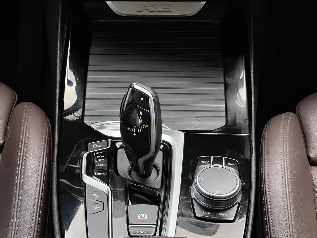 BMW X3 2020 — фото 13