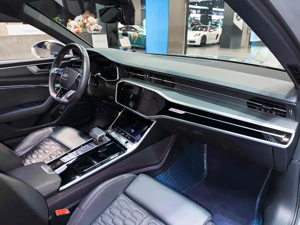 Audi RS 6 2023 — фото 17