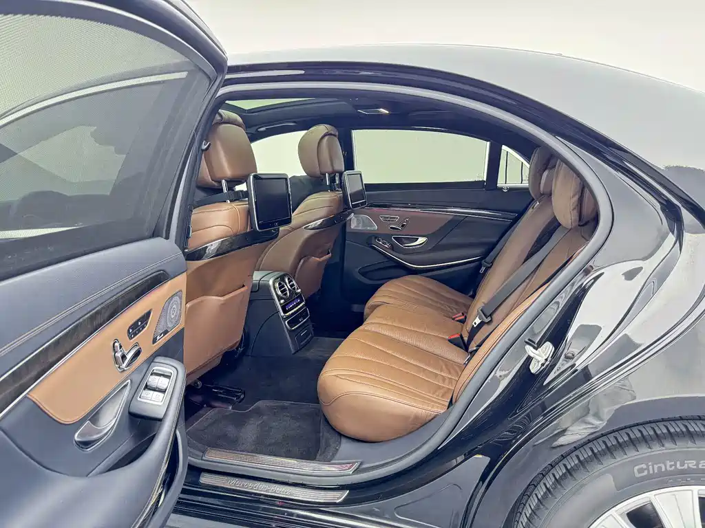Mercedes-Benz S-Class 2015 — фото 12