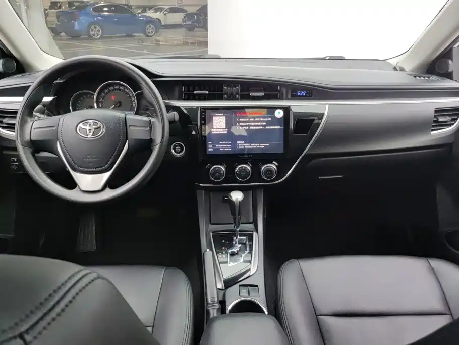 Toyota Corolla 2016 — фото 12